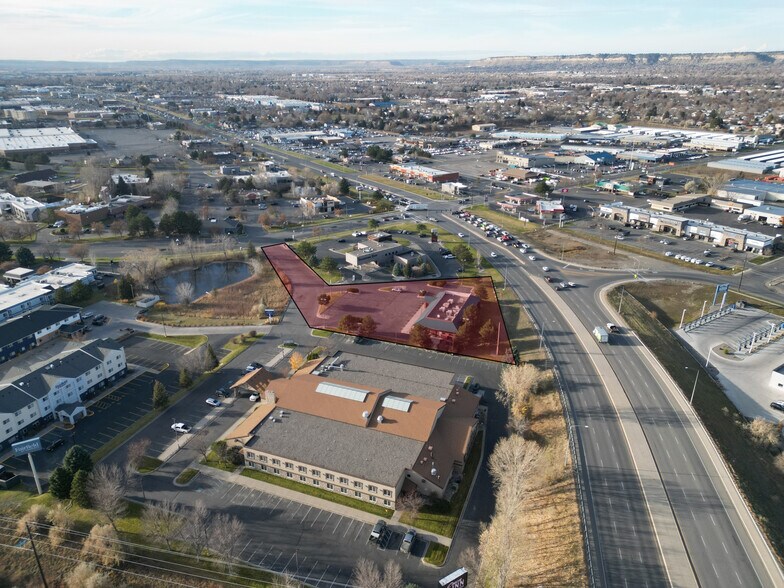 More Photos Of 2010 Overland Ave, Billings Restaurant For Sale