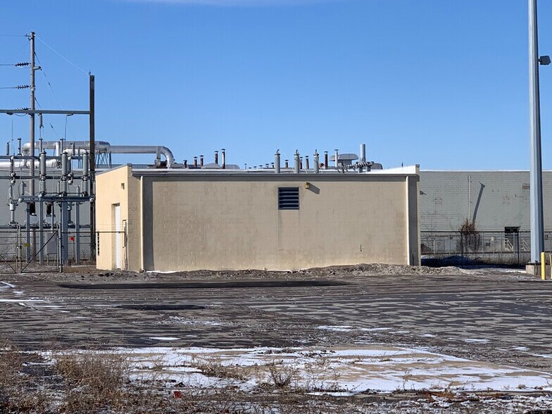 More Photos Of 615 N Agner Rd, Ottawa Manufacturing For Sale