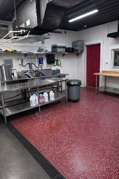 More Photos Of 1607 Magnolia Ave, Buena Vista General Retail For Sale