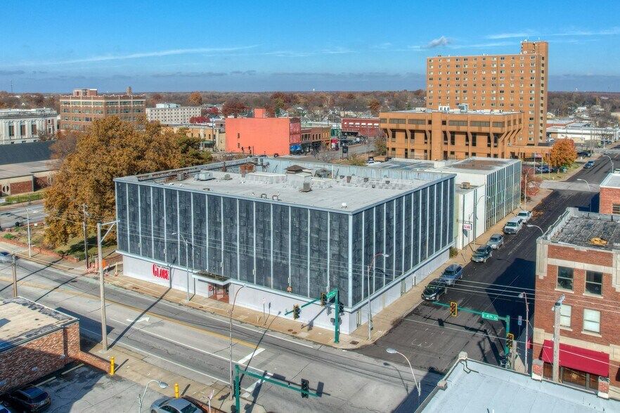 Primary Photo Of 117 E 4th St, Joplin Office For Sale