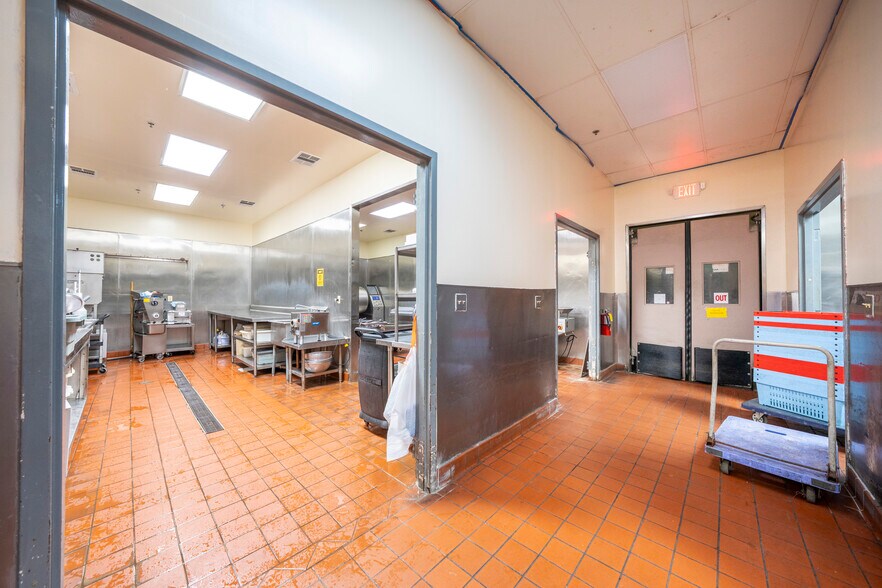 More Photos Of 429 S Palm Ave, Alhambra Food Processing For Sale