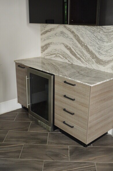 More Photos Of 4215 Washington Ave, Houston Freestanding For Sale