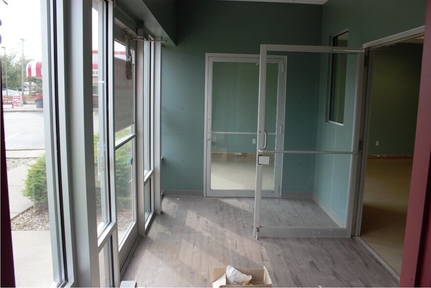 More Photos Of 2755-2761 E Henrietta Rd, Henrietta Unknown For Lease