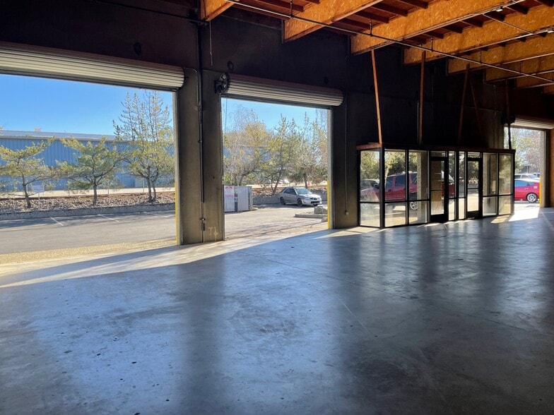 More Photos Of 6100 Enterprise Dr, Diamond Springs Light Distribution For Lease