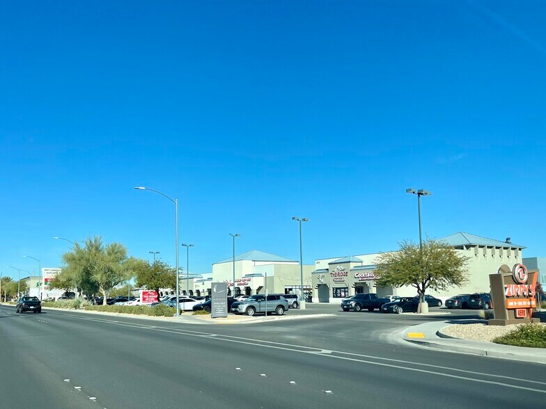 More Photos Of 4520 Hualapai Way, Las Vegas Unknown For Lease