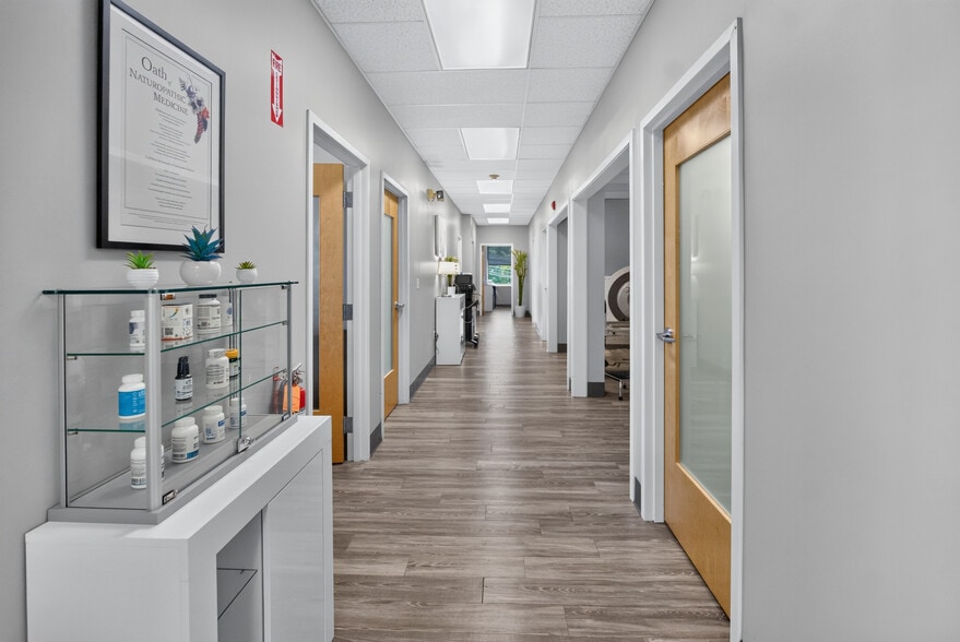 More Photos Of 1 Hampton Rd, Exeter Medical For Lease