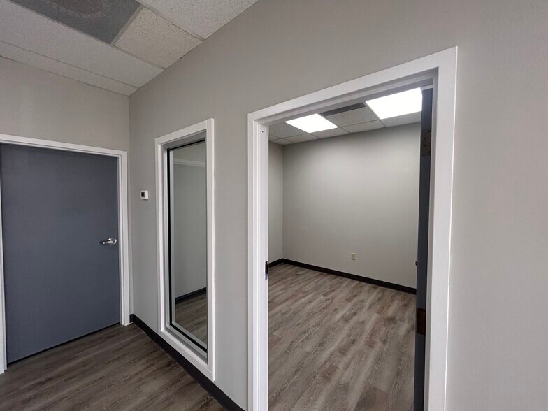 More Photos Of 1785 E Park Place Blvd, Stone Mountain Unknown For Lease