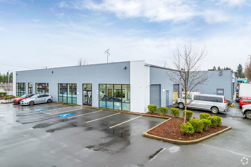 More Photos Of 2502-2530 SE 8th Ave, Portland Warehouse For Lease
