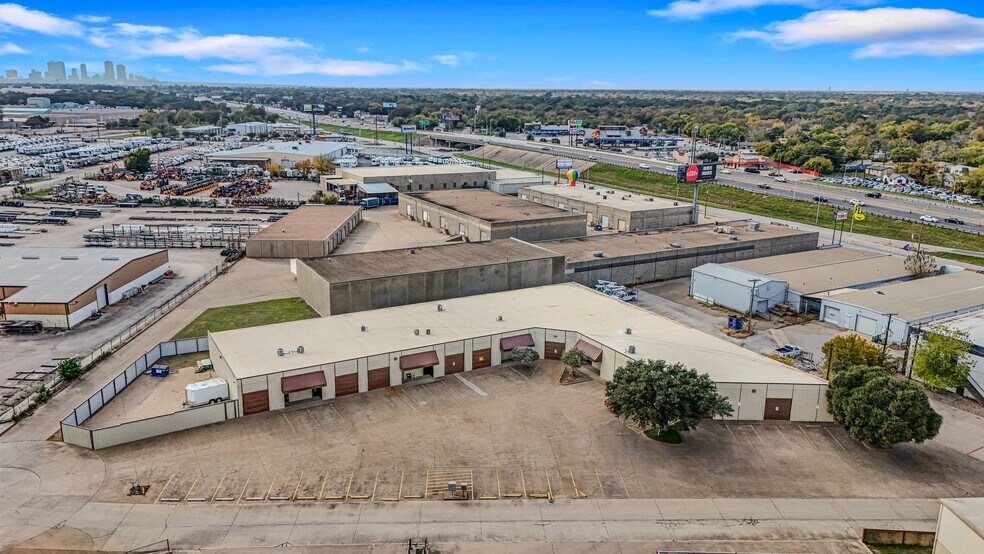 More Photos Of 1315 Colony Ct, Haltom City Distribution For Lease