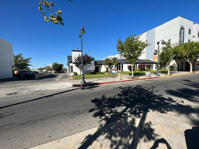 More Photos Of 867 W Lancaster Blvd, Lancaster Medical For Lease