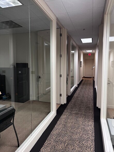 More Photos Of 2222-2226 State Road 580, Clearwater Freestanding For Lease