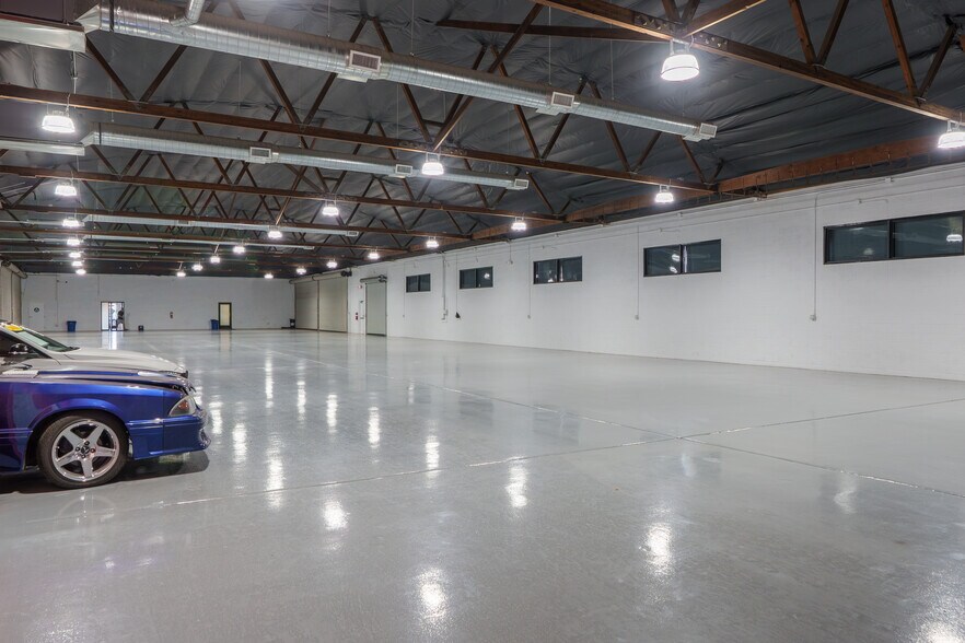 More Photos Of 83333 State Highway 111, Indio Auto Dealership For Lease