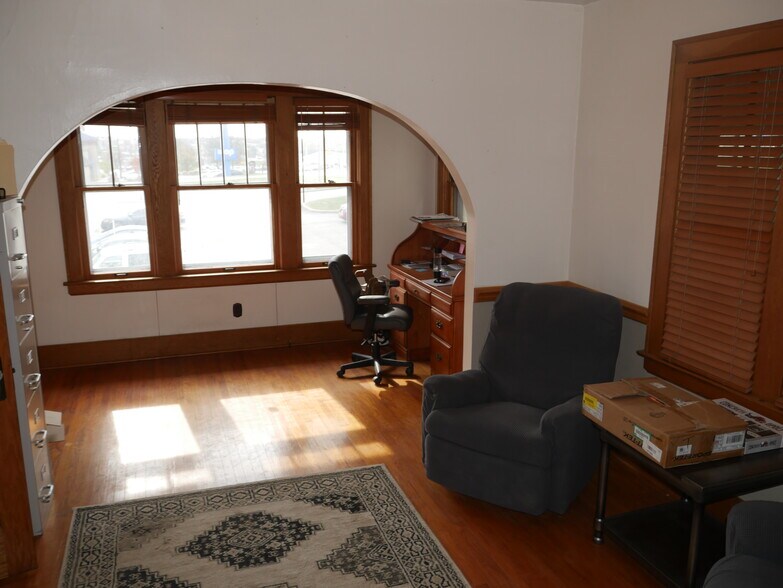 More Photos Of 2835 S Arlington Rd, Akron Storefront Retail Residential For Sale