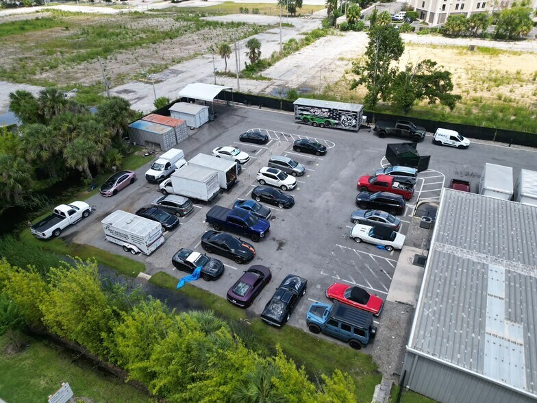 More Photos Of 5925 Precision Dr, Orlando Warehouse For Lease