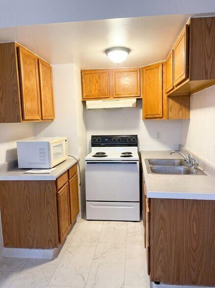 More Photos Of 900 Willow St, Reno Apartments For Sale