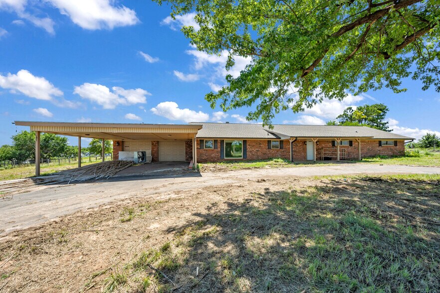 More Photos Of 1311 County Road 1390, Chickasha Land For Sale