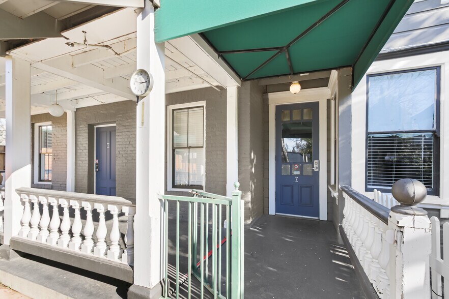 More Photos Of 1111-1123 D St, Sacramento Specialty For Sale