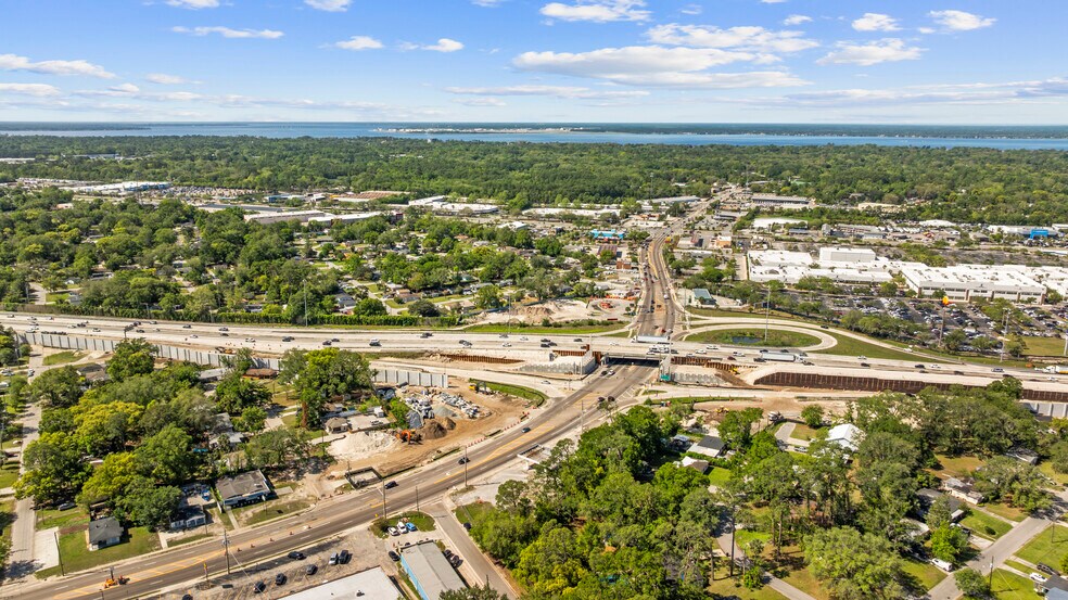 More Photos Of 3511 Emerson St, Jacksonville Land For Lease