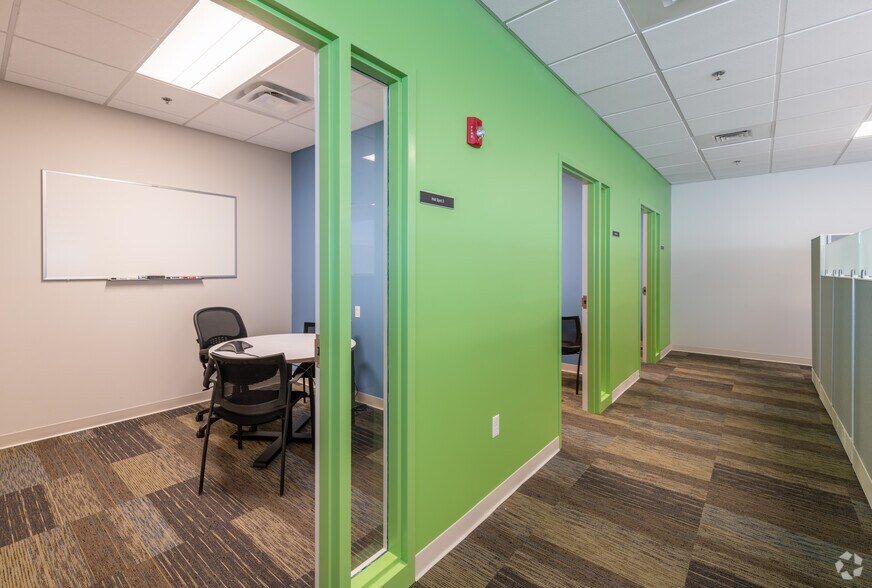 More Photos Of 1 Monarch Dr, Littleton Office For Lease