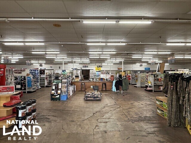 More Photos Of 1243 Washington St, Marion Storefront Retail Office For Sale