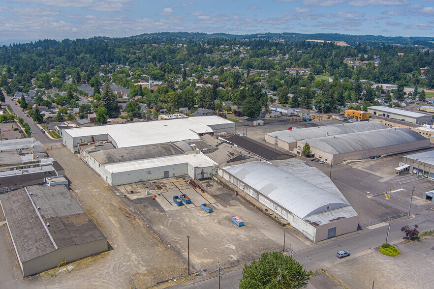 More Photos Of 298 Patterson St NW, Salem Warehouse For Lease