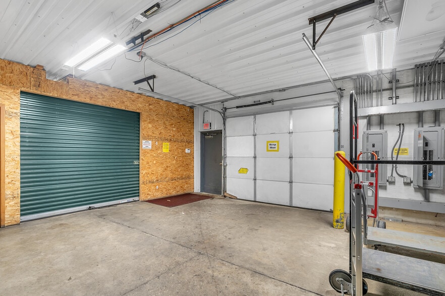 More Photos Of , Elkhart Unknown For Sale