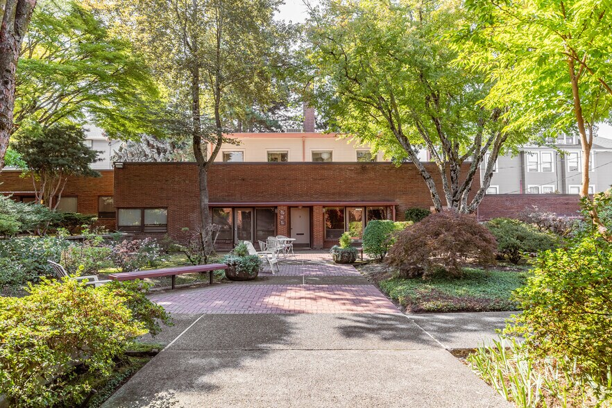 More Photos Of 2455 NW Marshall St, Portland Office For Lease