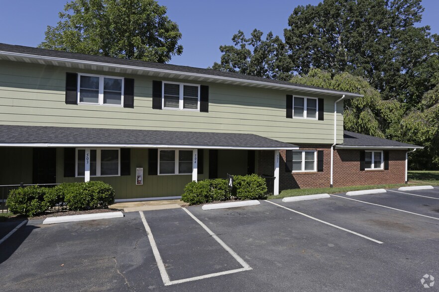 More Photos Of 30 Allen Ave, Asheville Apartments For Sale