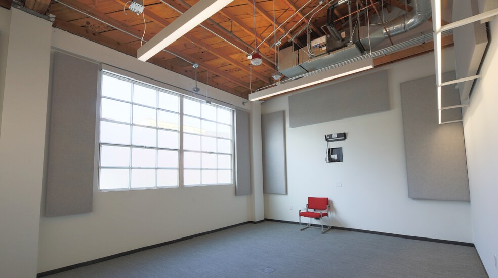 More Photos Of 8509-8511 Steller Dr, Culver City Office For Lease