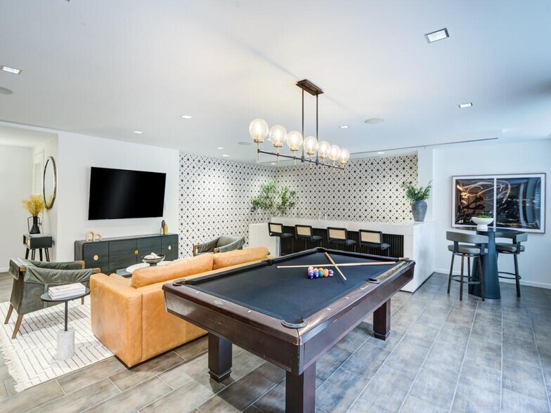 More Photos Of 2301 Columbia Pike, Arlington Apartments For Lease