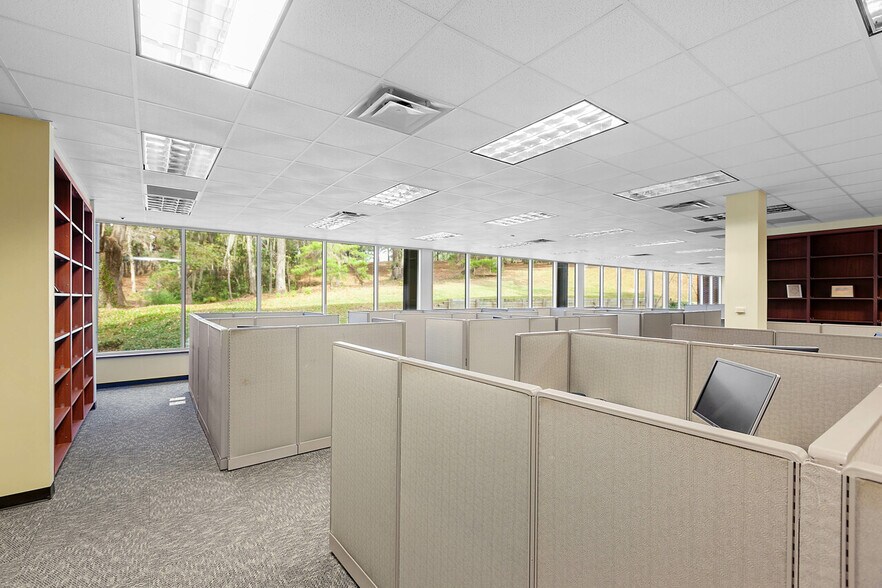 More Photos Of 3101 Sessions Rd, Tallahassee Office For Lease