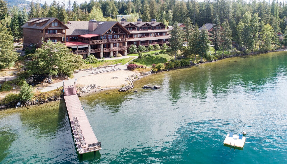 More Photos Of 41-45 Lakeshore Dr, Sagle Hotel For Sale