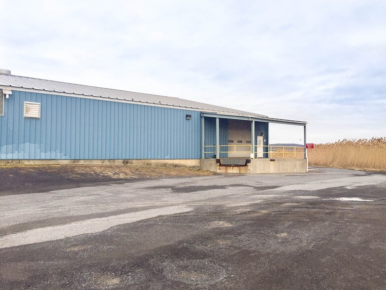 More Photos Of 2 Flint Mine Rd, Coxsackie Manufacturing For Sale