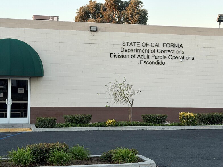 More Photos Of 1301 Simpson Way, Escondido Office For Sale