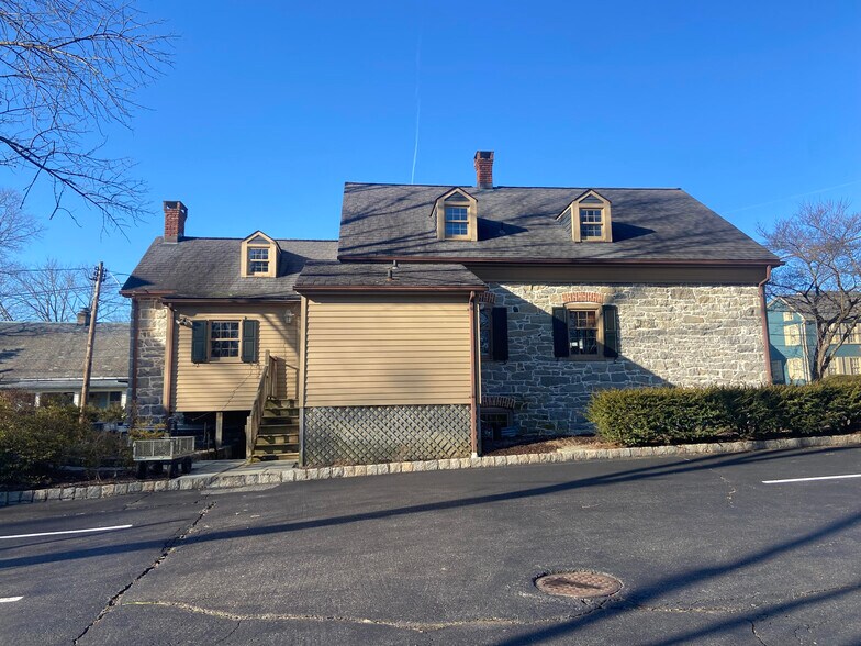 More Photos Of 1298-1300 Hope Bridgeville Rd, Hope Office For Lease