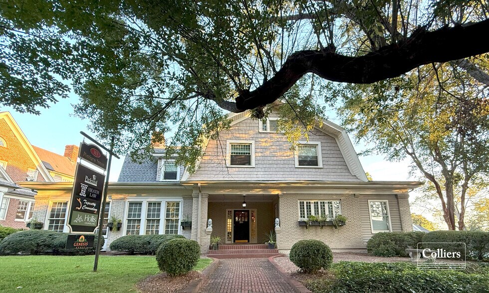 More Photos Of 311 Pettigru St, Greenville Office For Sale