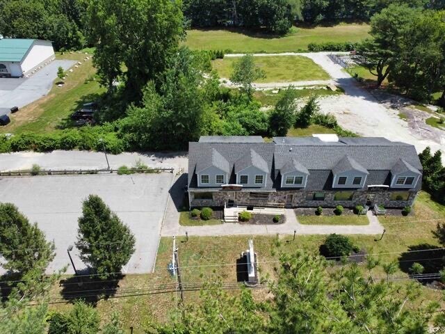 More Photos Of 205 W River Rd, Hooksett Storefront Retail Office For Lease