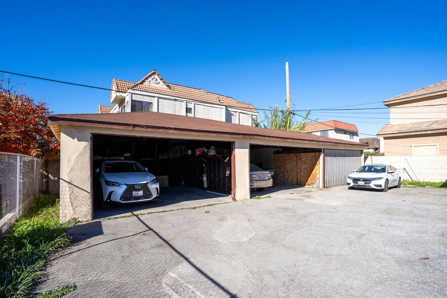 More Photos Of 215 N Alhambra Ave, Monterey Park Apartments For Sale