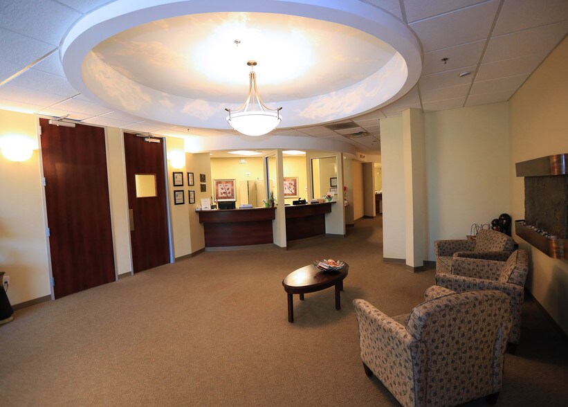 More Photos Of 3101 Highway 71 E, Bastrop Medical For Lease