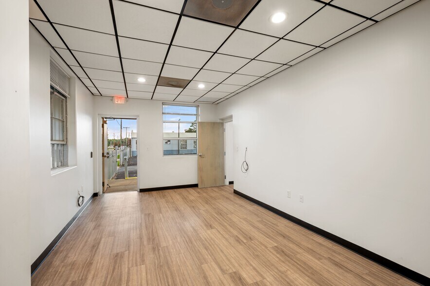 More Photos Of 812 Dr Martin Luther King Jr Way, Gastonia Industrial For Sale