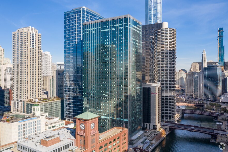 Primary Photo Of 321 N Clark St, Chicago Office For Lease