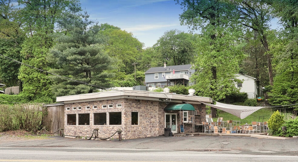 Primary Photo Of 120 Brady Rd, Lake Hopatcong Restaurant For Sale