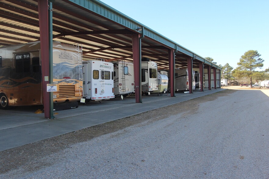 More Photos Of 120 County Road 42000, Paris Trailer Camper Park For Sale