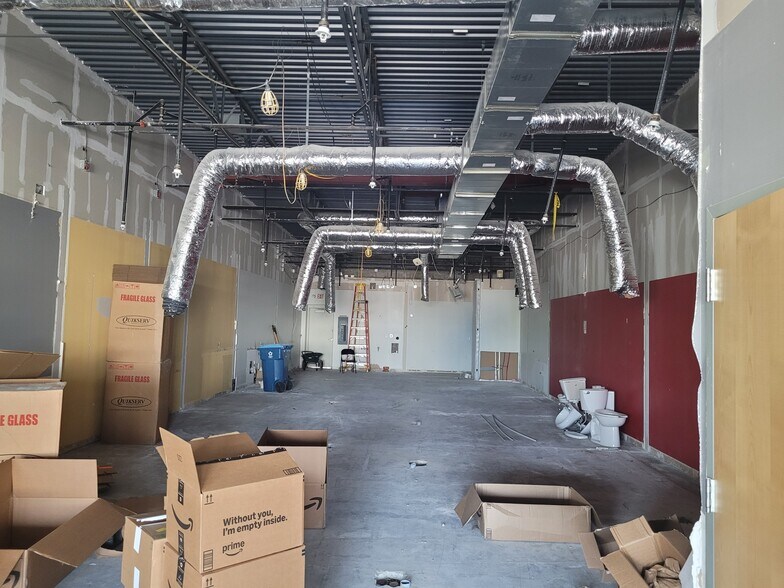 More Photos Of 1355-1369 Georgesville Rd, Columbus General Retail For Lease