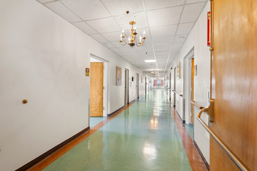 More Photos Of 50 Mansion Dr, Rowley Skilled Nursing Facility For Sale