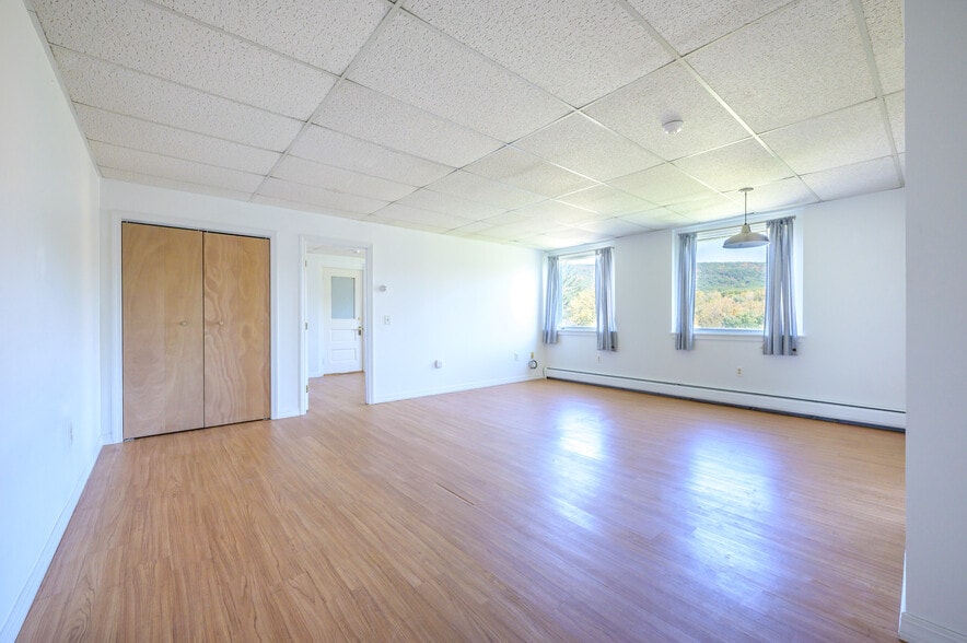 More Photos Of 55 Crystal St, Lenox Dale Apartments For Sale