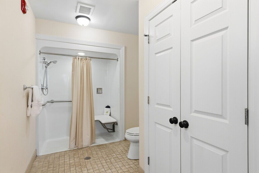More Photos Of 313 Cedar St, Beaufort Apartments For Sale