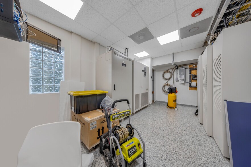 More Photos Of 99 W 49th St, Hialeah Medical For Lease