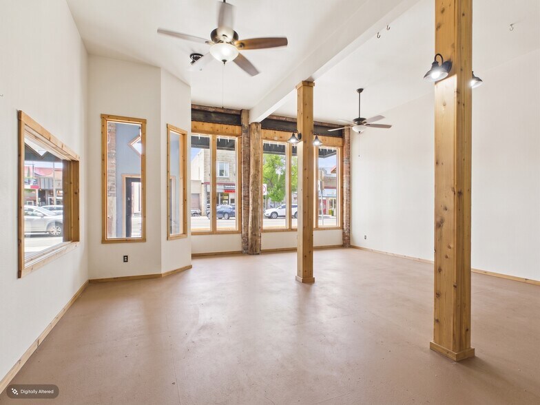 More Photos Of 532 Greybull Ave, Greybull Storefront Retail Office For Sale