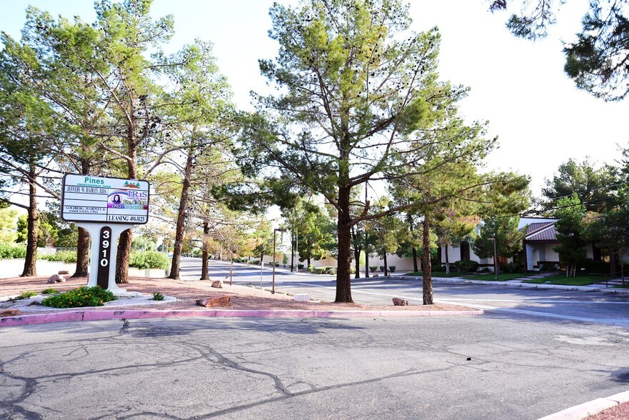 Primary Photo Of 3910 Pecos Mcleod Rd, Las Vegas Office For Lease